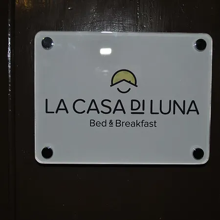 La Casa Di Luna 3* 나폴리