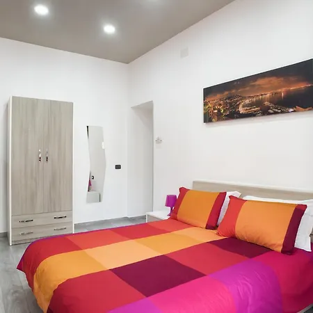 La Casa Di Luna 3* 나폴리